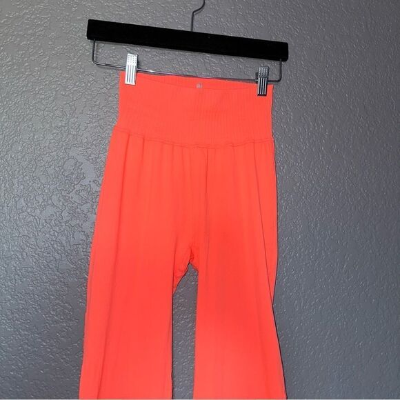 Free People FP Movement good karma bright coral flare high rise yoga leggings - Picture 7 of 12